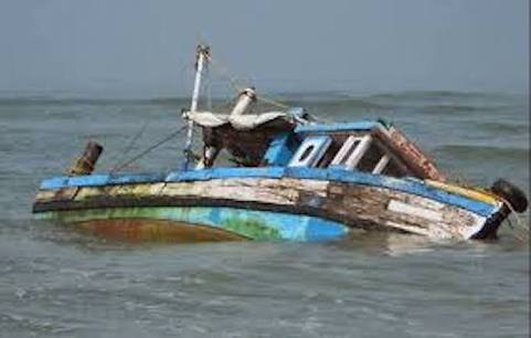 Two die on the way to a burial in Lagos boat mishap images.jpeg-159